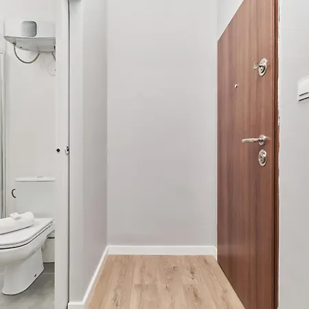 Museum Square By Renters شقة *