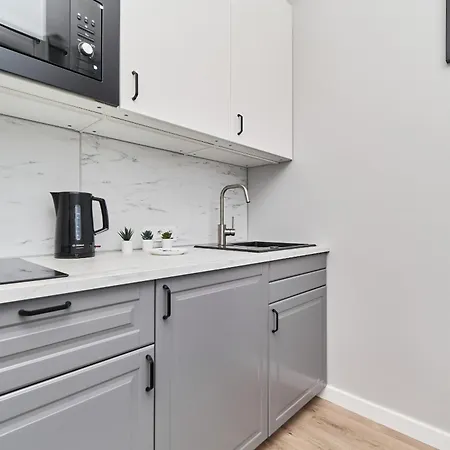 Museum Square By Renters Apartment *